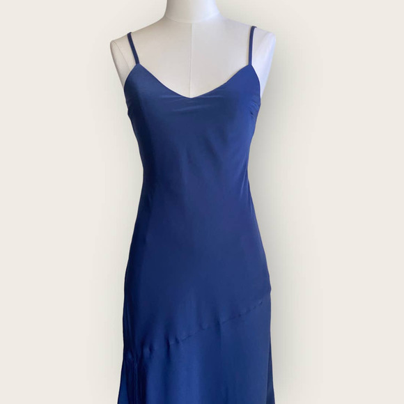NWOT Divine Romance Navy Blue Satin Backless Maxi Dress - Picture 6 of 10